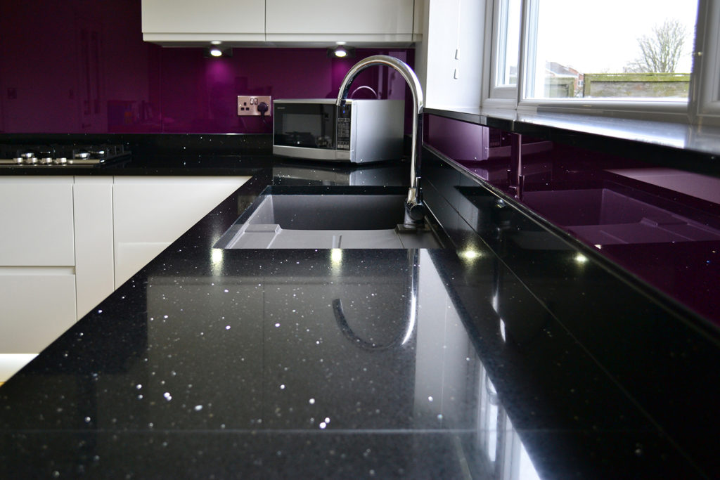 Advantages and Disadvantages of Black Quartz Worktops