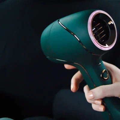 Tips and Tricks on How to Choose a Wireless Hair Dryer